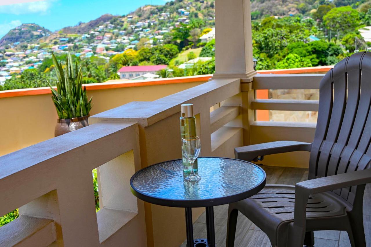 Royal Bliss Apartment Suites Kingstown Extérieur photo